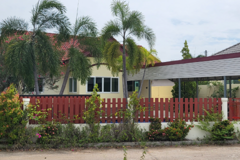 Villa in Cha-am, Thailand 4 bedrooms № 168889 - photo 6