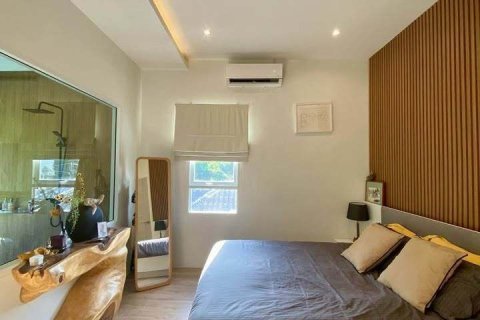 Villa in Phuket, Thailand 3 bedrooms № 168891 - photo 8