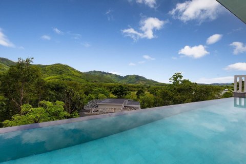 Villa in Phuket, Thailand 4 bedrooms № 168887 - photo 15
