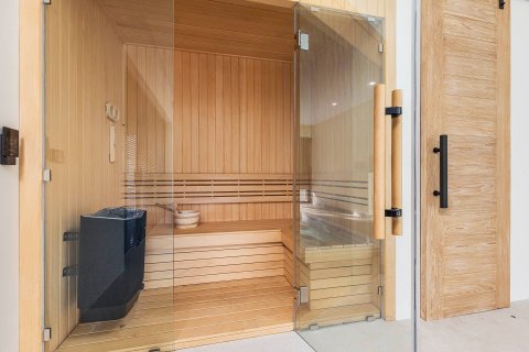 Villa in Phuket, Thailand 4 bedrooms № 168887 - photo 24