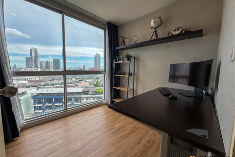 Condo in Bangkok, Thailand, 2 bedrooms № 186587 - photo 2