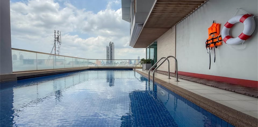 Condo in Bangkok, Thailand, 2 bedrooms № 186587