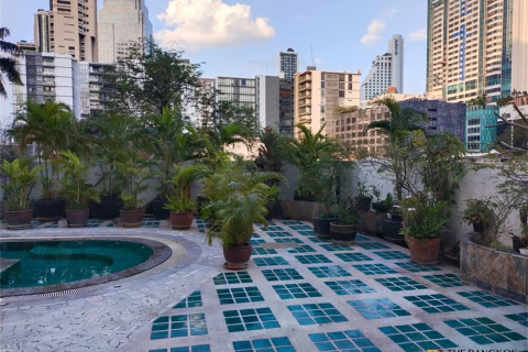 Condo in Bangkok, Thailand, 2 bedrooms № 186583 - photo 5