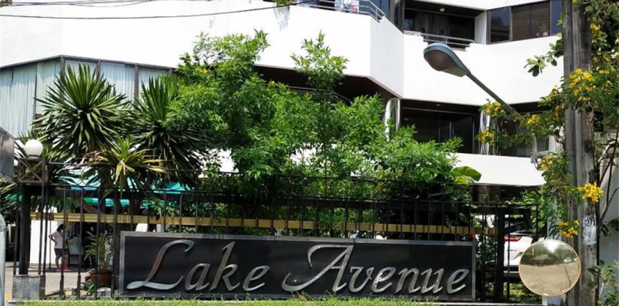 Condo in Bangkok, Thailand, 2 bedrooms № 186583