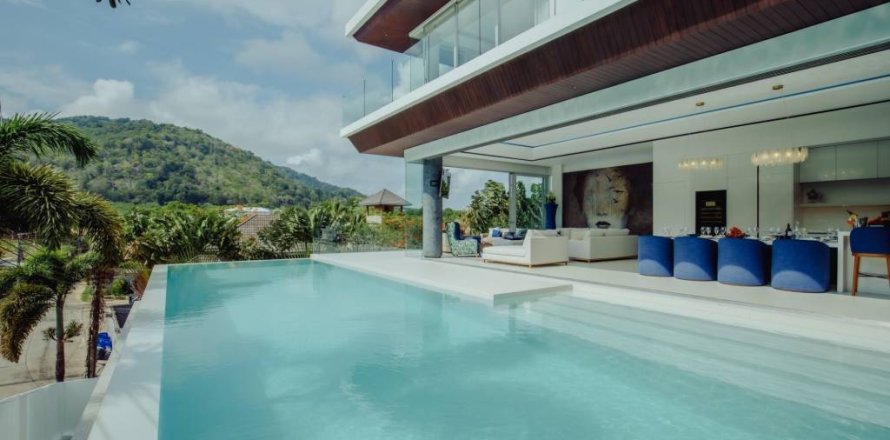 Вилла в Раваи, Таиланд с 4 спальнями  № 146706