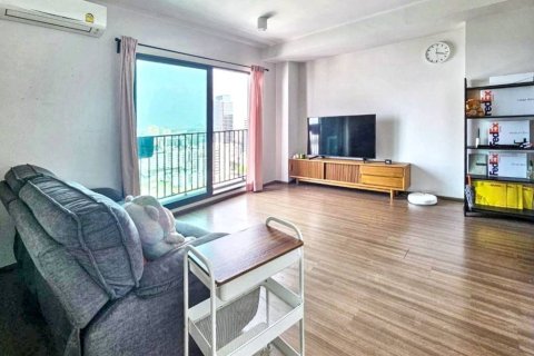 Кондоминиум с 2 спальнями в Дин Даенге, Бангкок, Таиланд № 146708 - фото 1