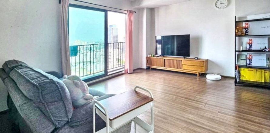 Кондоминиум с 2 спальнями в Дин Даенге, Бангкок, Таиланд № 146708