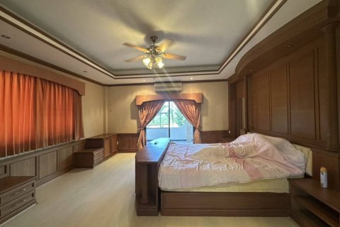 Вилла в Паттайе, Таиланд с 4 спальнями  № 146711 - фото 10