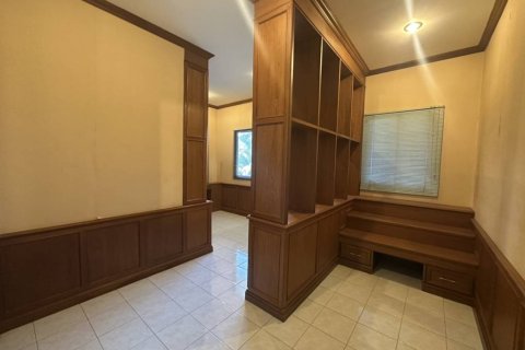 Вилла в Паттайе, Таиланд с 4 спальнями  № 146711 - фото 8