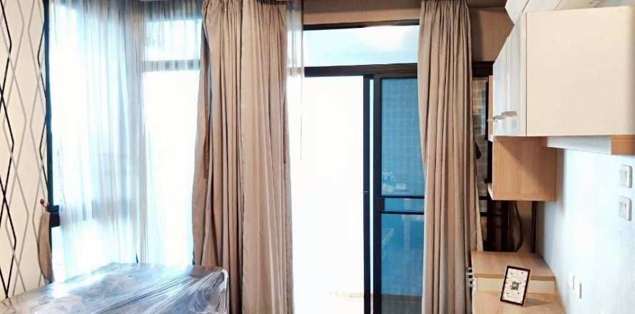 Studio dans le Condo à Chiang Mai, Thaïlande  № 157226