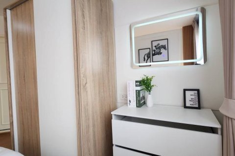 Студия в кондо в Клонг Тоэй, Бангкок, Таиланд № 157230 - фото 5