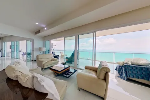 Penthouse in Pattaya, Thailand 4 bedrooms № 157227