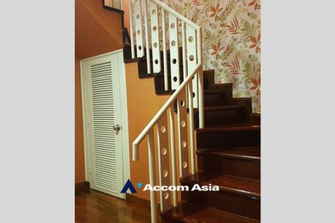 Duplex in Watthana, Bangkok, Thailand 2 Schlafzimmer № 215202 - Foto 4