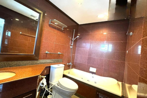 Condo in Bangkok, Thailand, 3 bedrooms  № 157756 - photo 6