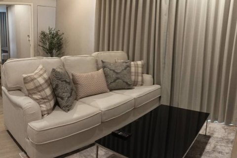 Condo in Bangkok, Thailand, 2 bedrooms  № 157754 - photo 16