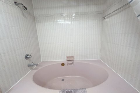 Кондоминиум с 2 спальнями в Паттайе, Таиланд № 138751 - фото 18