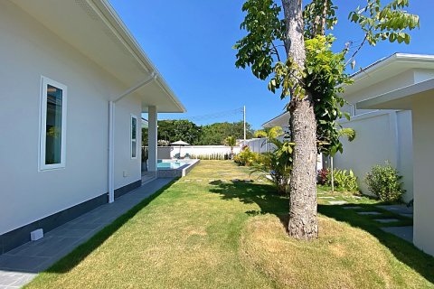 Дом в Хуа Хине, Таиланд с 2 спальнями  № 168095 - фото 8