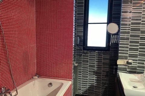 Penthouse in Ko Samui, Thailand 4 bedrooms № 172454 - photo 12