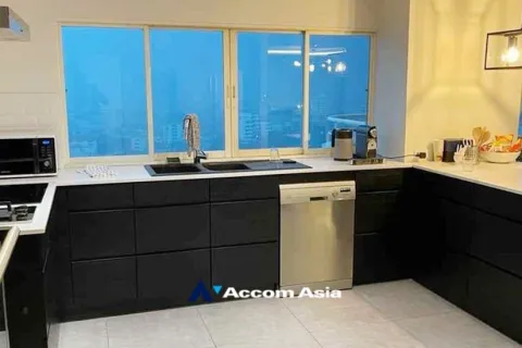 Condominio de 4 dormitorios en Watthana, Bangkok, Tailandia № 214300 - foto 5