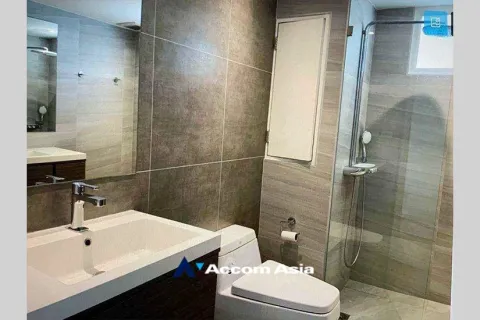 Condominio de 4 dormitorios en Watthana, Bangkok, Tailandia № 214300 - foto 11