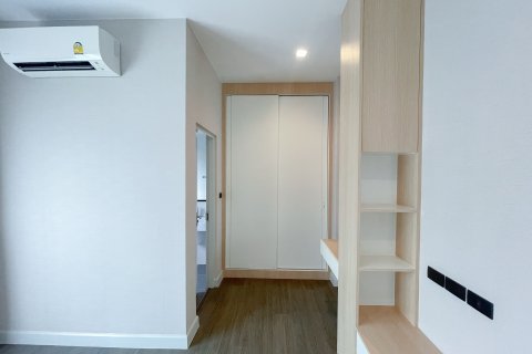 Maison à Bang Kruai, Thaïlande 4 chambres № 147779 - photo 23