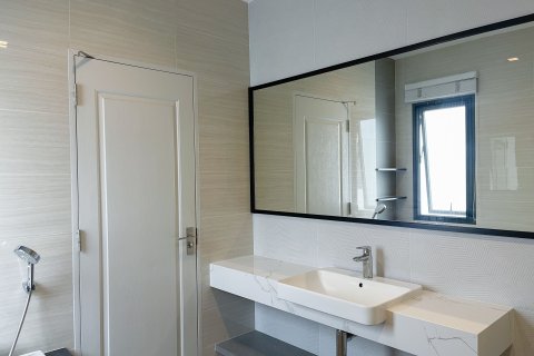 Maison à Bang Kruai, Thaïlande 4 chambres № 147779 - photo 19