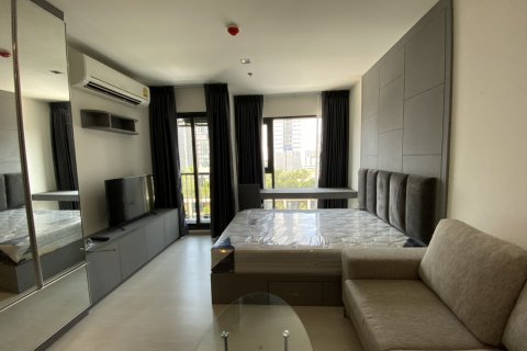 Студия в кондо в Бангкоке, Таиланд № 143665 - фото 5