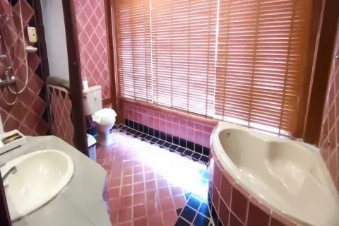 Коммерческая недвижимость в Чиангмае, Таиланд  № 162800 - фото 12