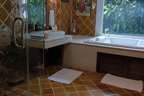 Propriété commerciale à Chiang Mai, Thaïlande 650 m2 № 162804 - photo 12