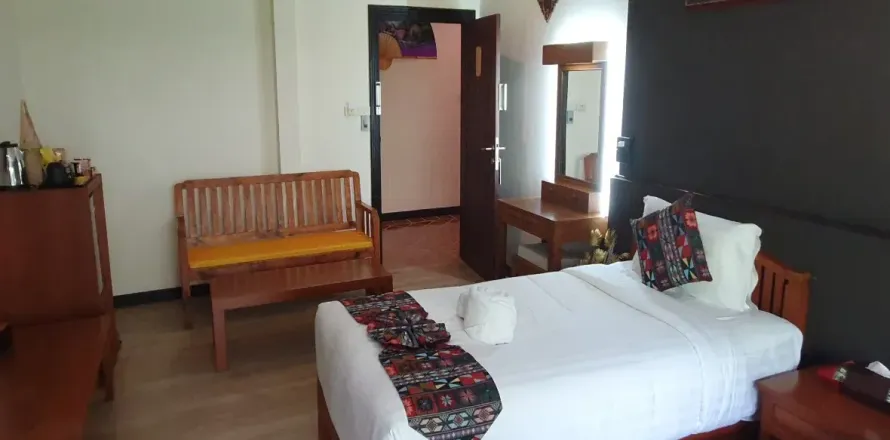 Propriété commerciale à Chiang Mai, Thaïlande 650 m2 № 162804