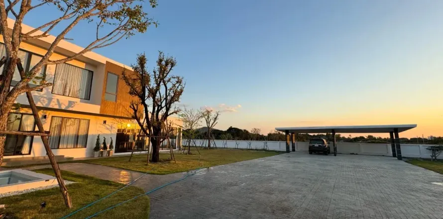 Maison à Chiang Mai, Thaïlande 3 chambres № 162803