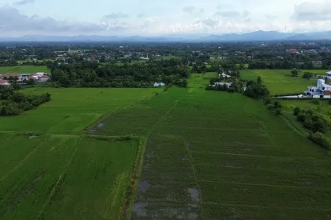 Земельный участок в Чиангмае, Таиланд  № 162802