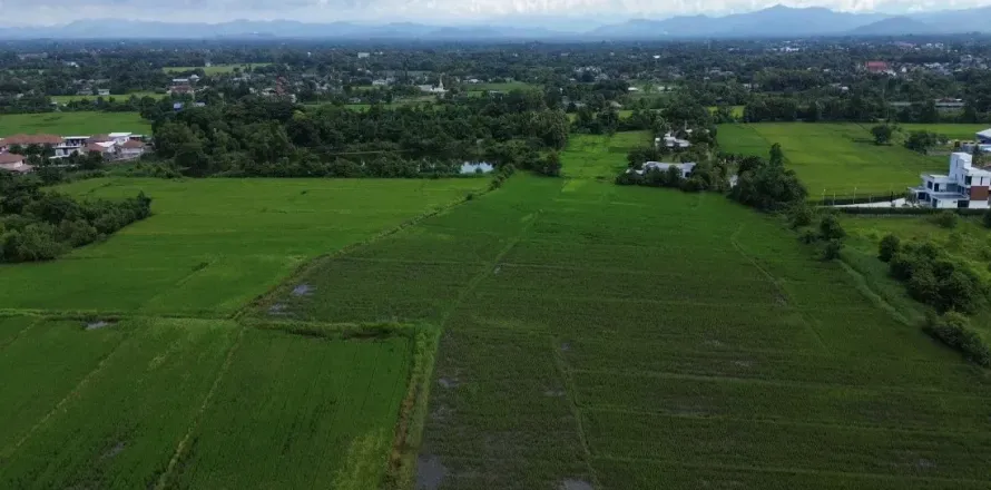 Земельный участок в Чиангмае, Таиланд  № 162802