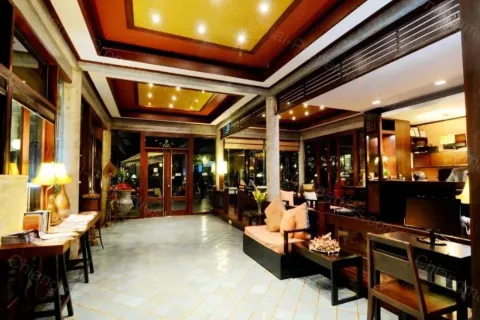 Propriété commerciale à Chiang Mai, Thaïlande 6458 m2 № 162799 - photo 2