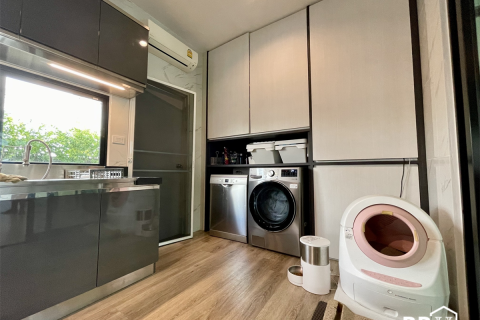 House in Bangkok, Thailand 3 bedrooms № 190391 - photo 4