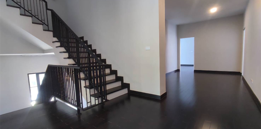 บ้านในกรุงเทพฯ, ประเทศไทย 5 ห้องนอน № 190387