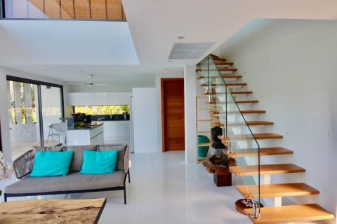 Villa in Ko Samui, Thailand 3 bedrooms № 154242 - photo 2
