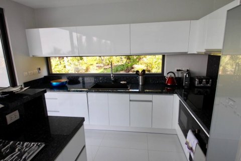 Villa in Ko Samui, Thailand 3 bedrooms № 154242 - photo 9