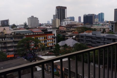 Студия в кондо в Ваттхане, Бангкок, Таиланд № 140751 - фото 9