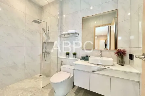 Casa de 4 dormitorios en Pattaya, Tailandia № 211839 - foto 7
