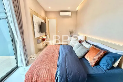 Casa de 4 dormitorios en Pattaya, Tailandia № 211839 - foto 5