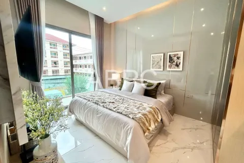 Casa de 4 dormitorios en Pattaya, Tailandia № 211839 - foto 13