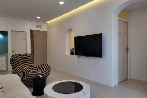 Apartment in Pattaya, Thailand 3 rooms № 159760