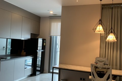 Кондоминиум с 1 спальней в Пхракханонге, Бангкок, Таиланд № 143769 - фото 1