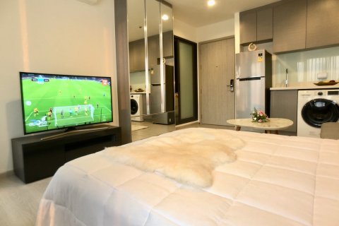 Studio in the Condo in Bangkok, Thailand  № 143772 - photo 2