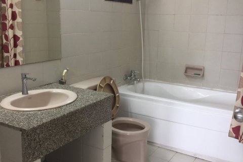 Кондоминиум с 2 спальнями в Бангкоке, Таиланд № 143795 - фото 10