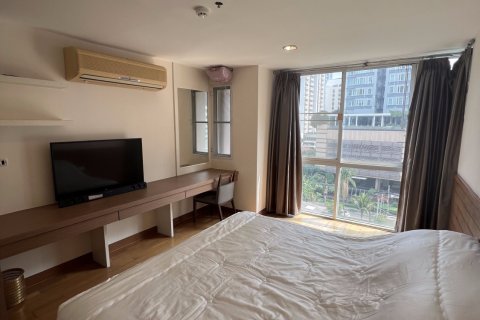 Кондоминиум с 2 спальнями в Клонг Тоэй, Бангкок, Таиланд № 158384 - фото 12