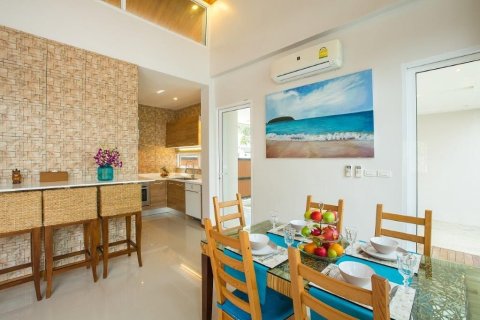 Villa in Phuket, Thailand 5 bedrooms № 158385 - photo 14