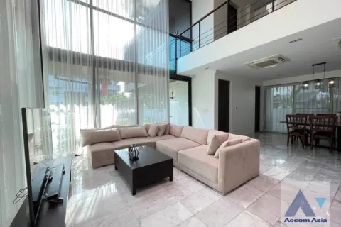 Haus in Huai Khwang, Bangkok, Thailand 4 Schlafzimmer № 215482 - Foto 3