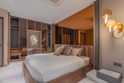 House in Pattaya, Thailand 4 bedrooms № 173866 - photo 19